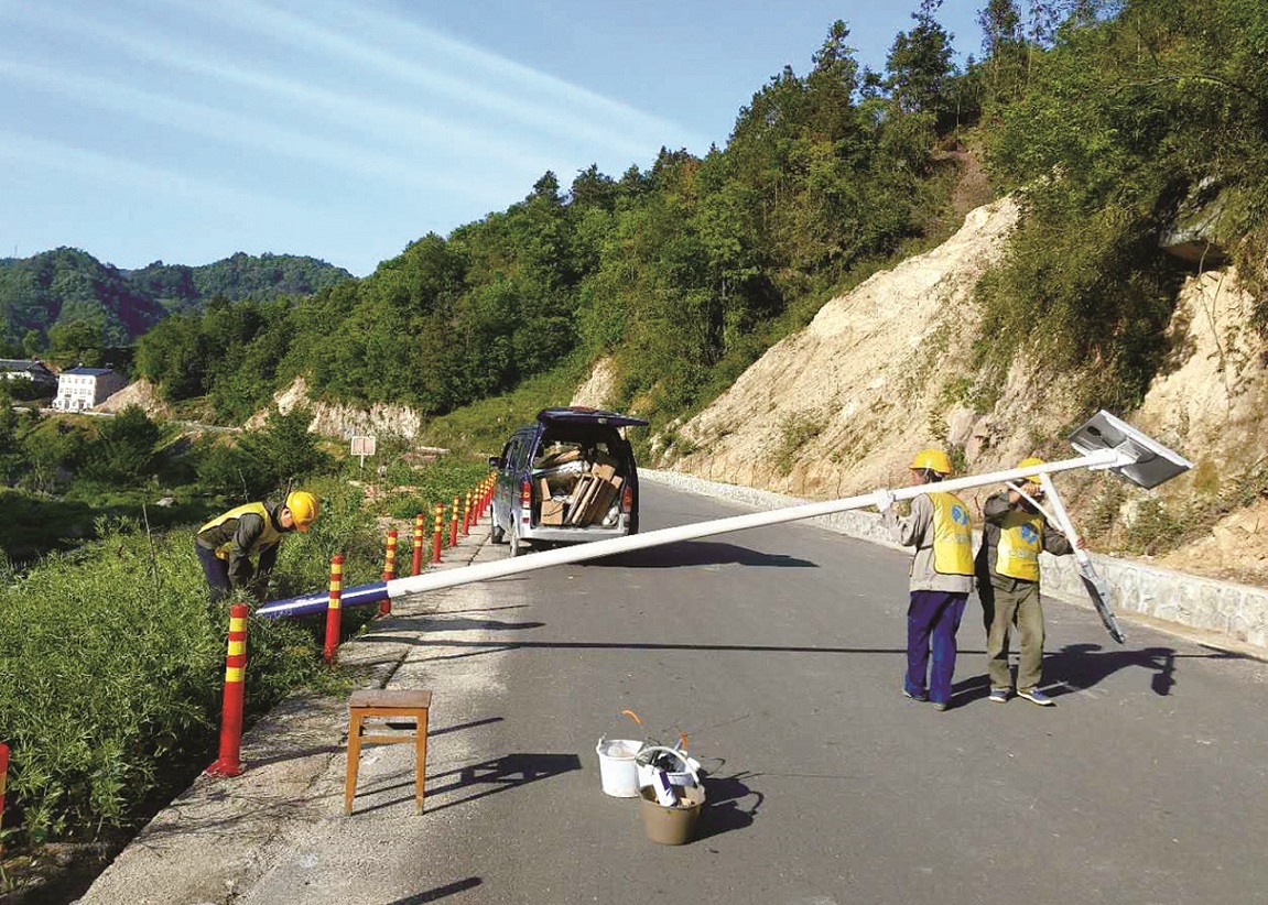 宜昌夷陵区下堡坪九山村太阳能路灯项目